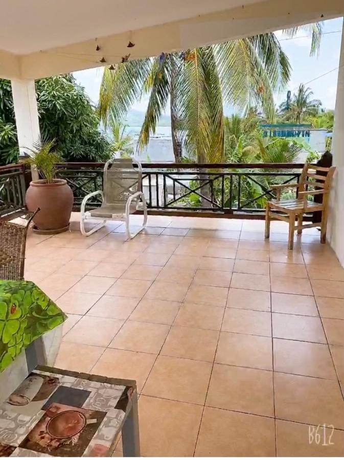 Viksh Seaview Apartment Ла-Ґулет Екстер'єр фото