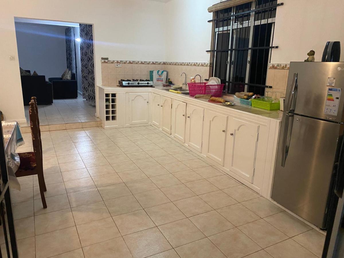 Viksh Seaview Apartment Ла-Ґулет Екстер'єр фото